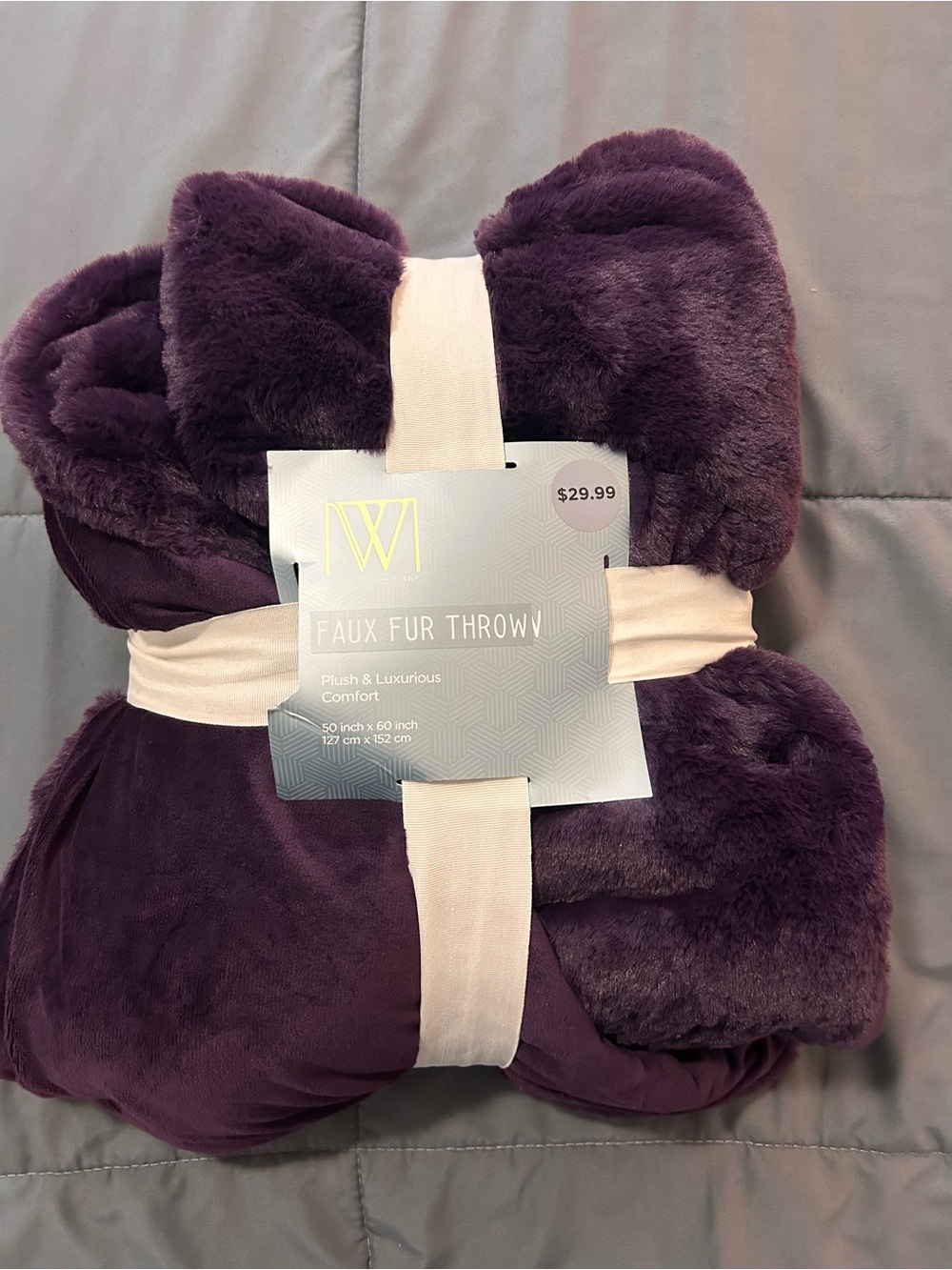 Faux Fur Throw - Plush Purple Cozy Blanket